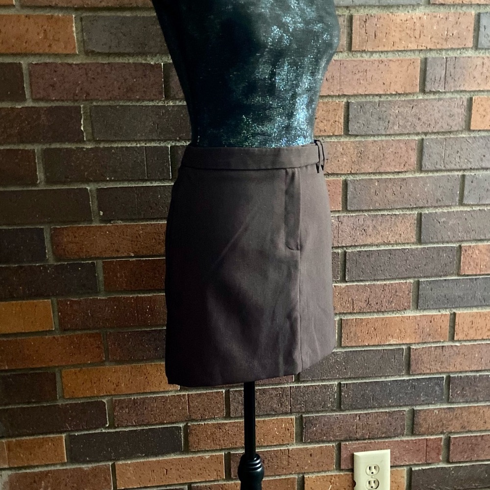 Star City Brown Short Straight Skirt with Belted Waist - Picture 4 of 8
